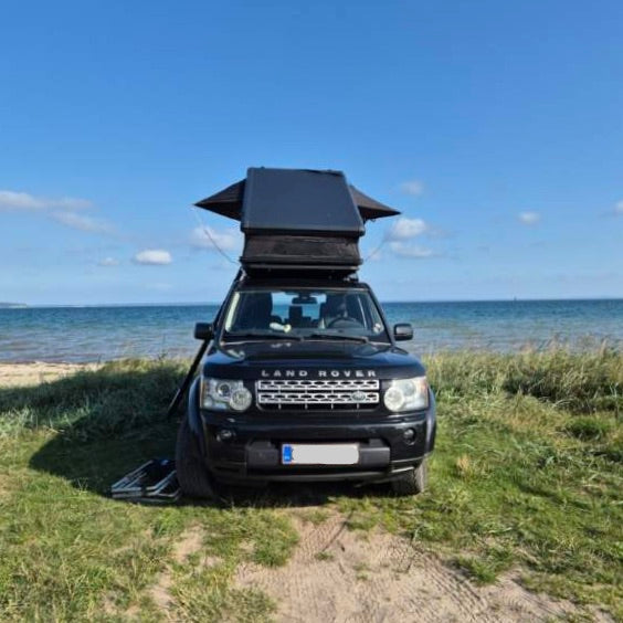 Cuma Gear high tail tagtelt på Land rover discovery