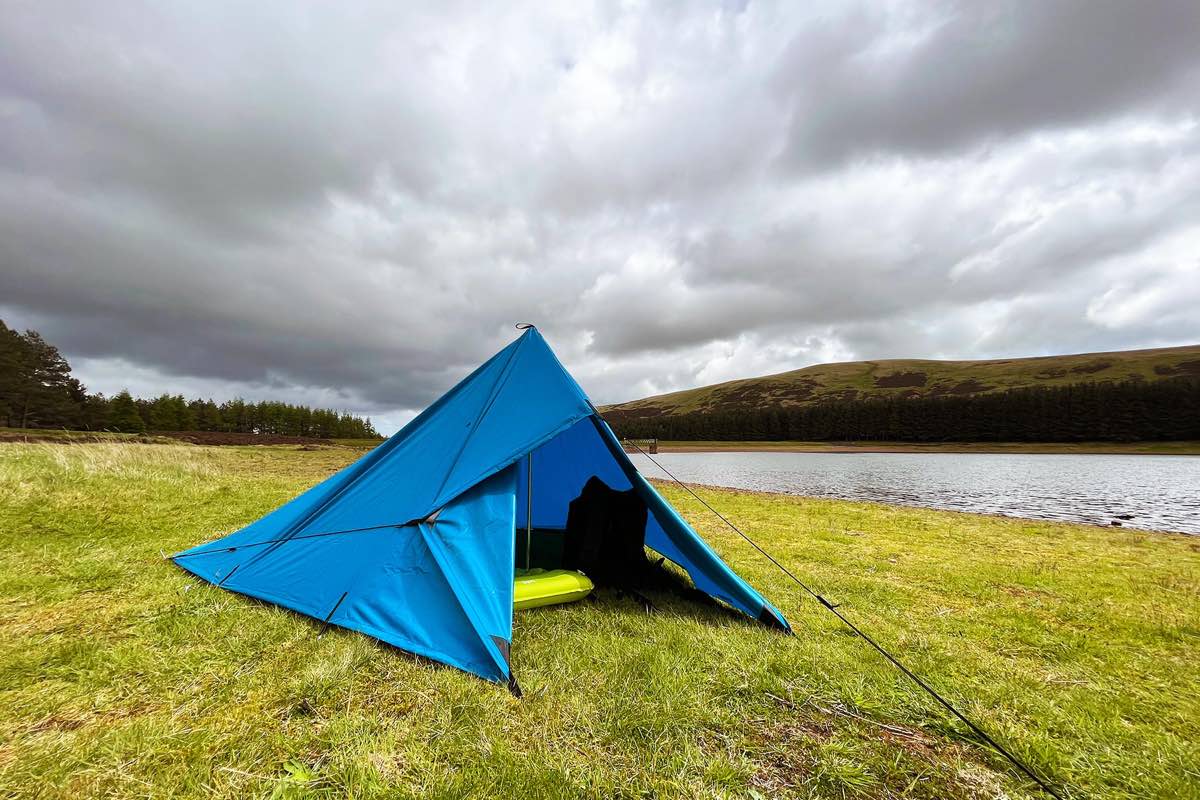 DD Hammocks Recycled Tarp 3. alsidig opsætning. Tarp i bæredygtig materiale