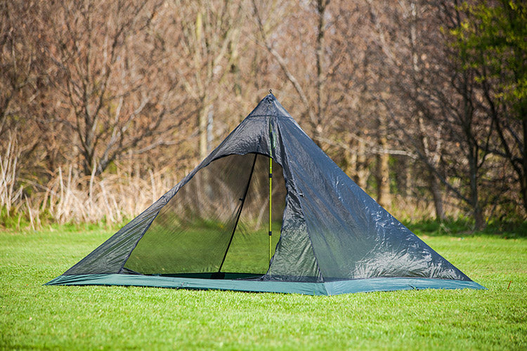 zelt pyramidenform DD Hammocks SuperLight XL Pyramid Mesh Indertelt