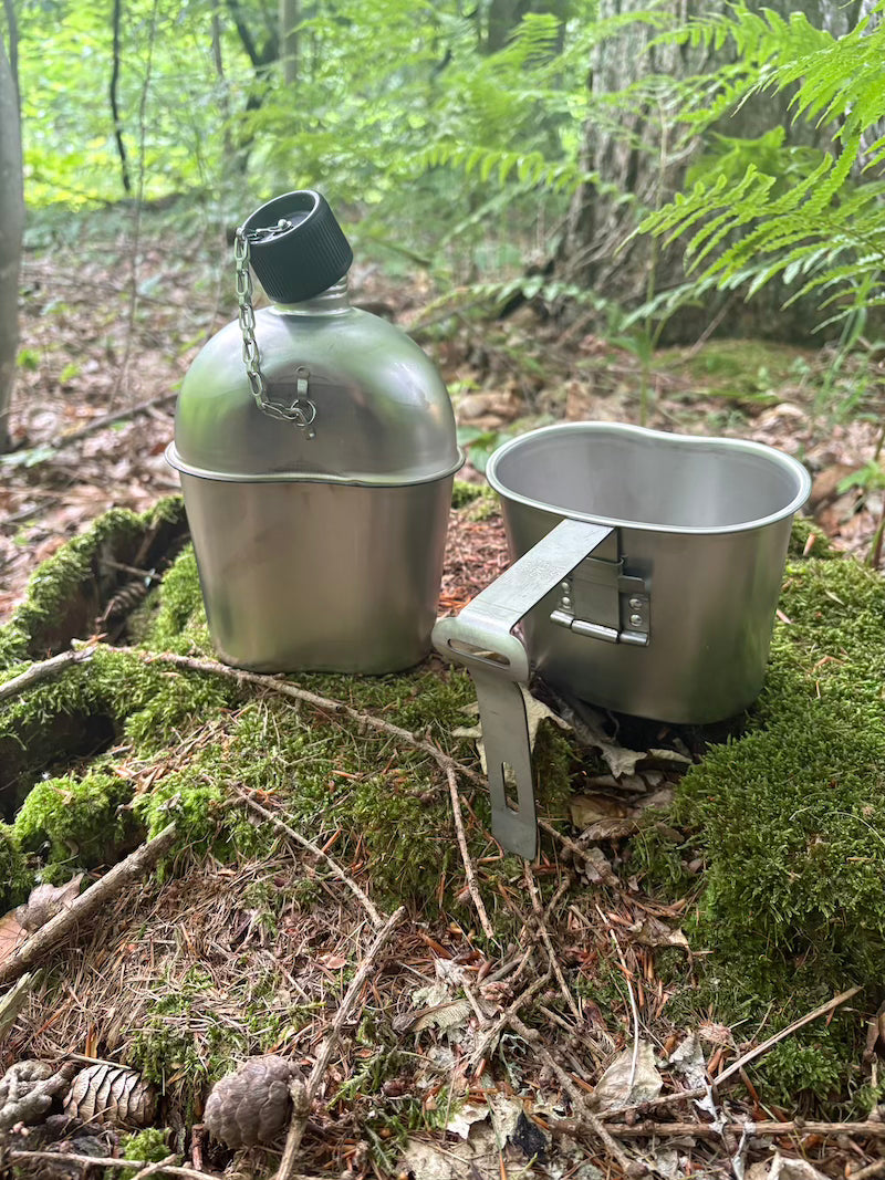 Mil-Tec metal drikkedunk med kop