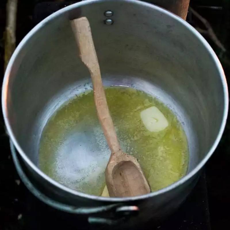 Mora 164 skekniv med læderskede