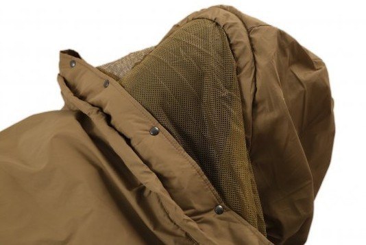 Carinthia Tropen sovepose m/myggenet