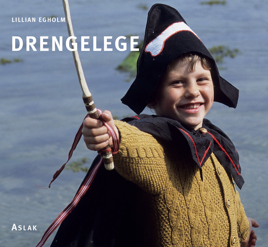 Drengelege aktivitetsbog for børn natur lillian egholm