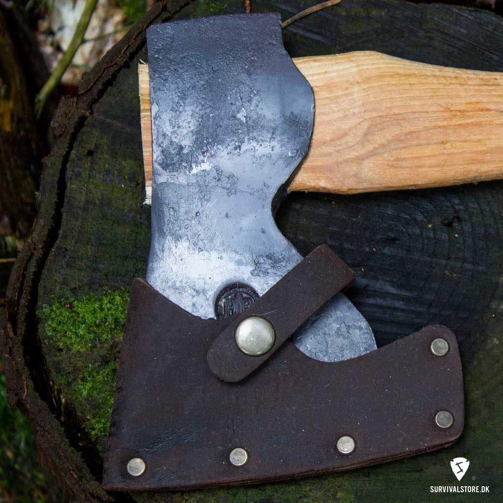 Hultafors Stålberg snedkerøkse - 850 gram - Håndsmedet økse