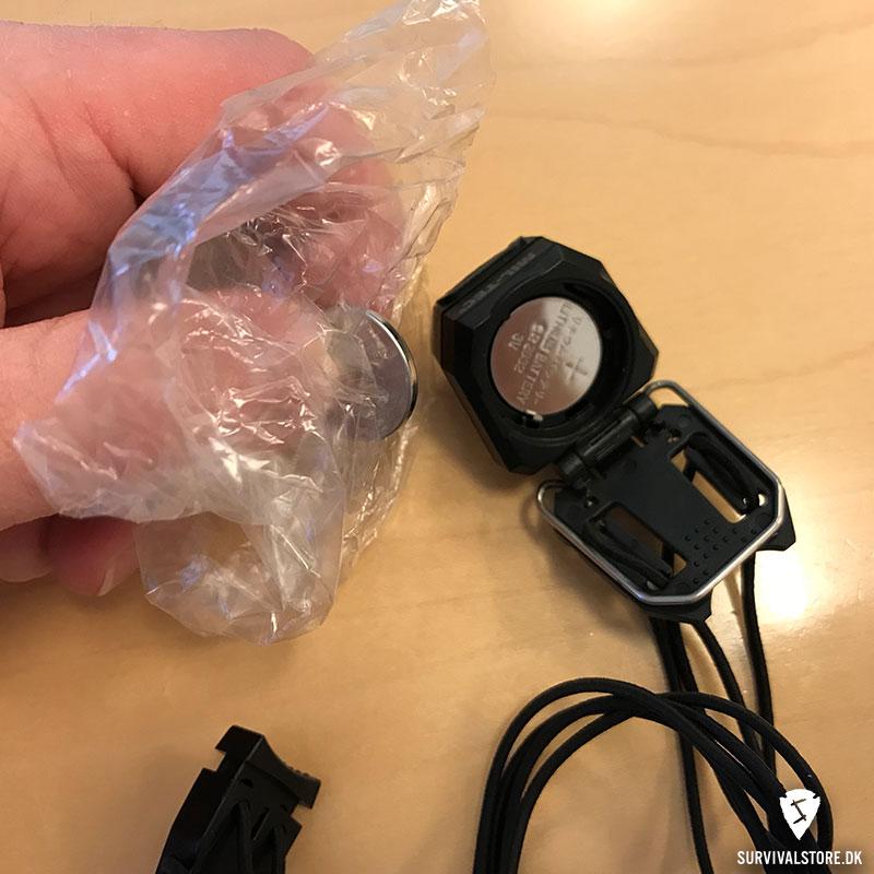 Mil-Tec Mini Pandelampe - 4 funktions med rødt og hvidt lys