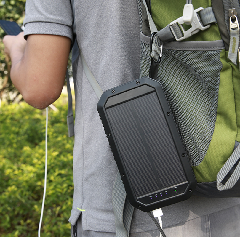 solcelle powerbank med trådløs opladning