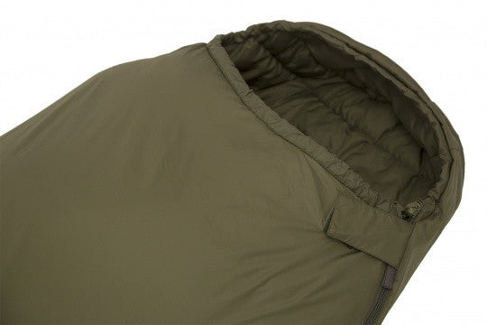 Carinthia Eagle sovepose