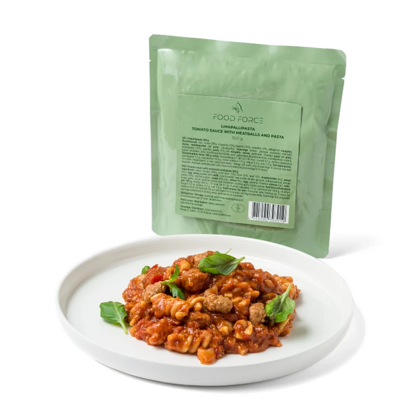 Færdigret med Tomatsauce med kødboller og pasta