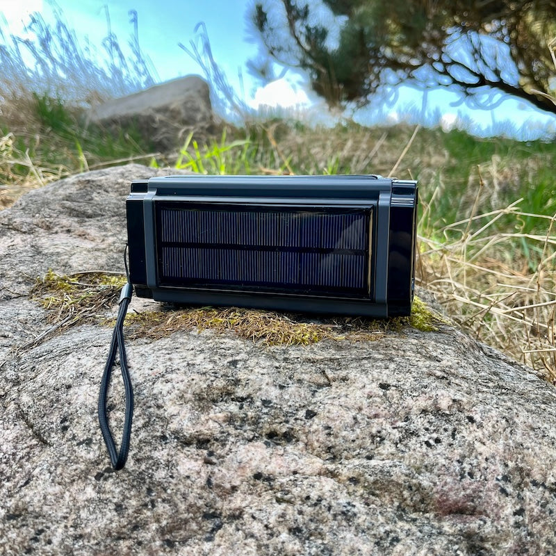 nødradio med solcelle og powerbank 5000 mAh