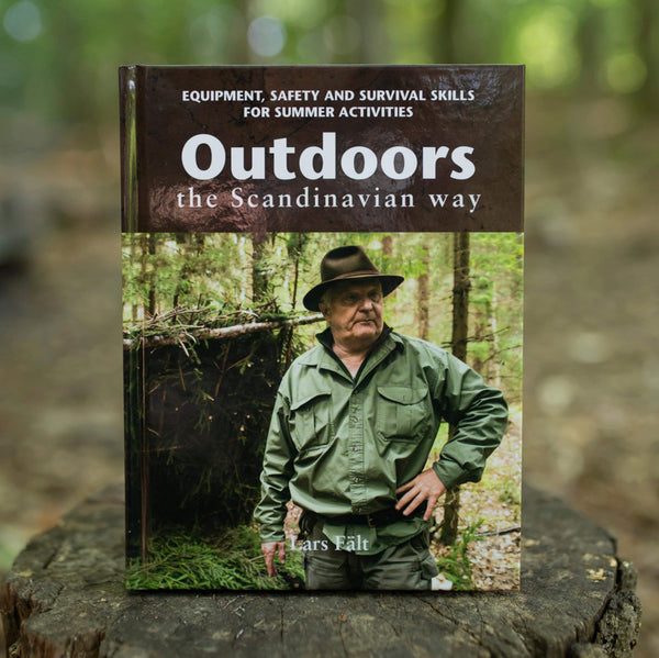 Outdoors the Scandinavian way - Summer edition - survival bog af Lars Fält