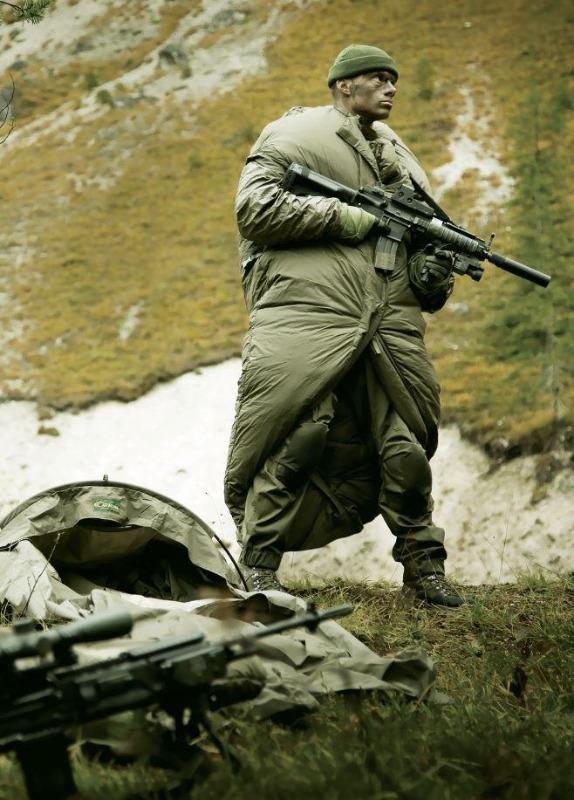 Carinthia Survival Down 1000 dunsovepose