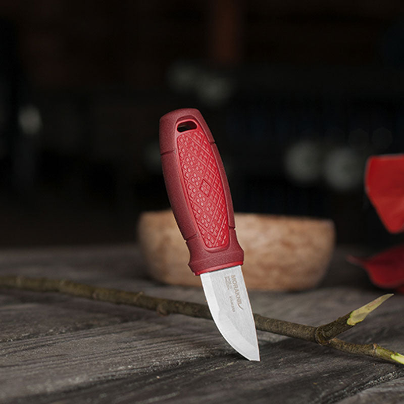 Mora Eldris Red